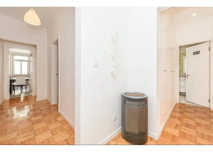 Houze Comfortable In Laranjeiras Lejlighed Lisboa